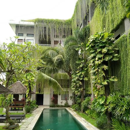 Ganga Hotel y Apartamento Denpasar Exterior foto