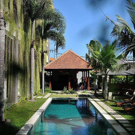 Ganga Hotel y Apartamento Denpasar Exterior foto