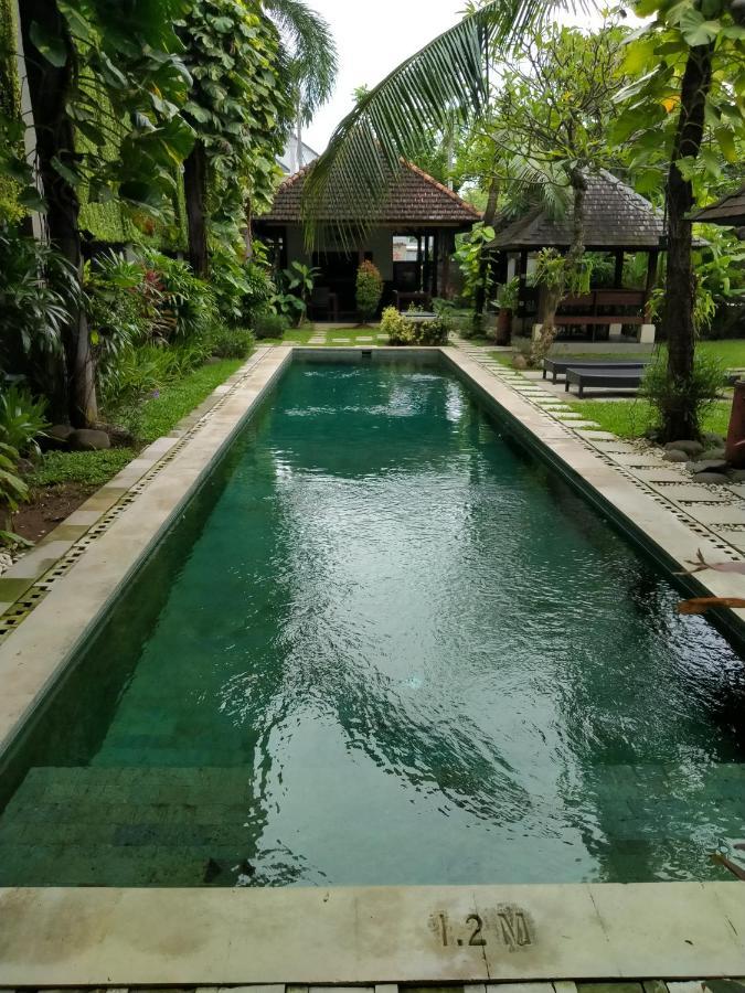 Ganga Hotel y Apartamento Denpasar Exterior foto