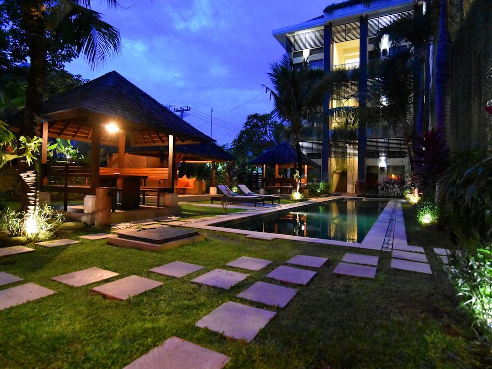 Ganga Hotel y Apartamento Denpasar Exterior foto