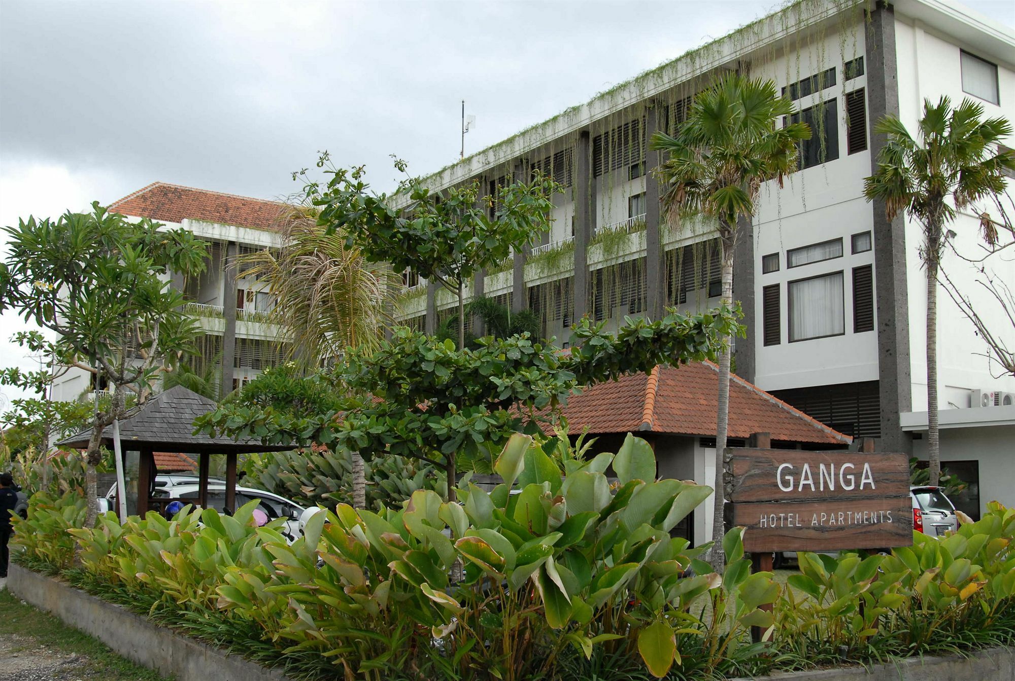 Ganga Hotel y Apartamento Denpasar Exterior foto