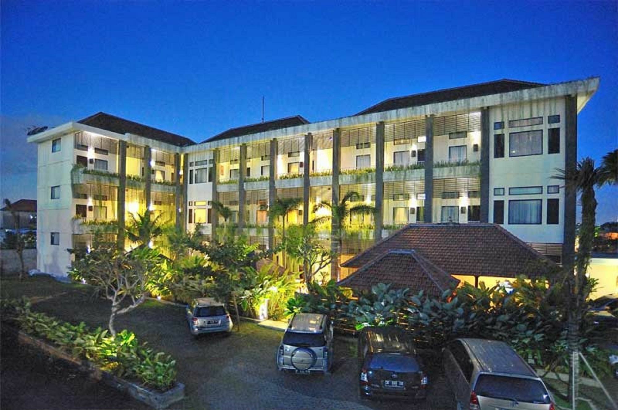 Ganga Hotel y Apartamento Denpasar Exterior foto